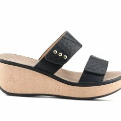 Women's Patrizia Carol Wedges