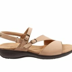 Women's Trotters Riva Sandals